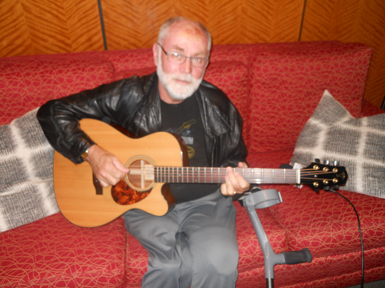 Robert David Hall Net Worth: How rich is Robert David Hall?