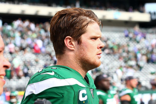 How many turnovers does Sam Darnold have? How many games has Sam Darnold won?
