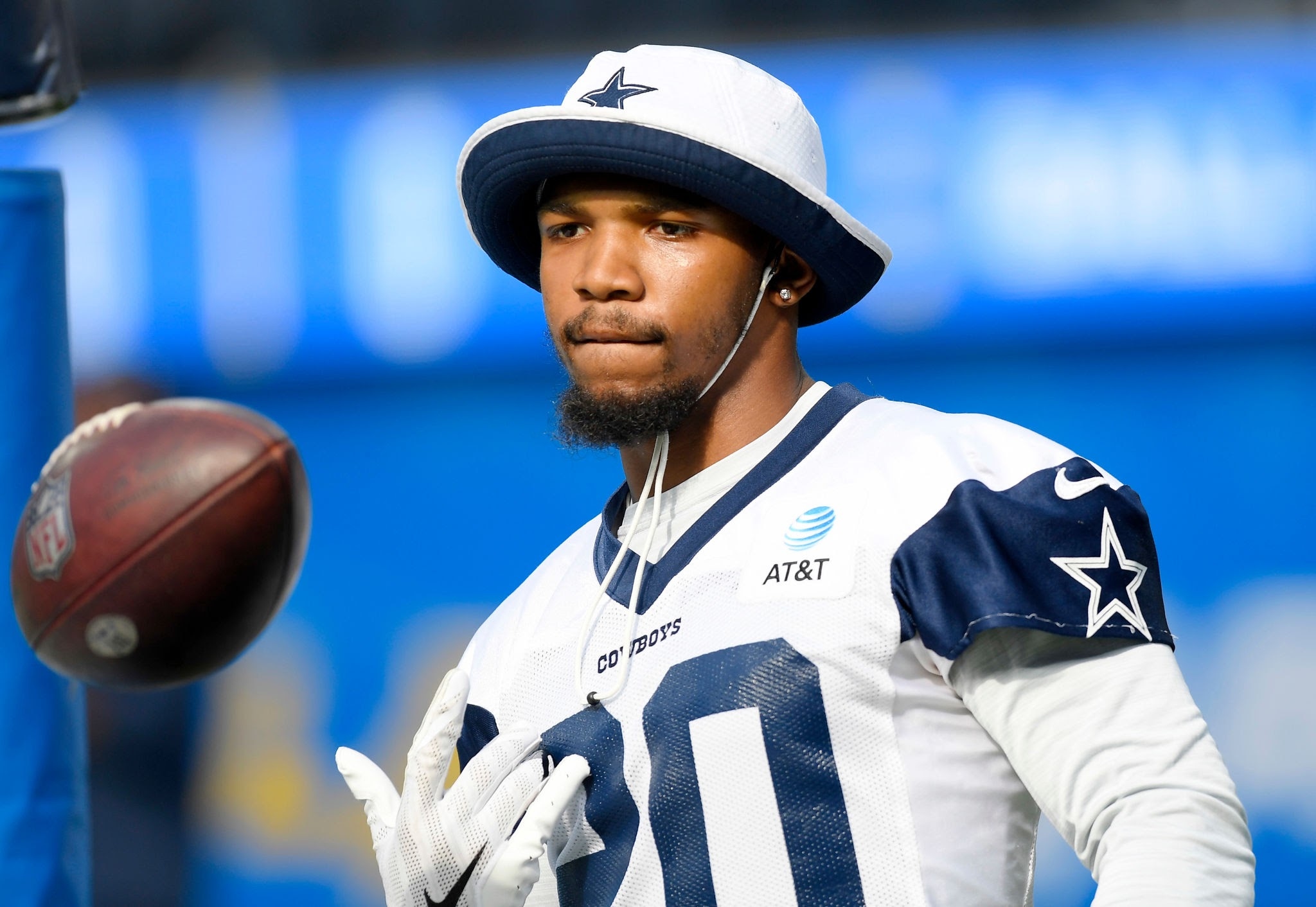 How many catches does Tony Pollard have? How much is franchise tag for Tony Pollard?