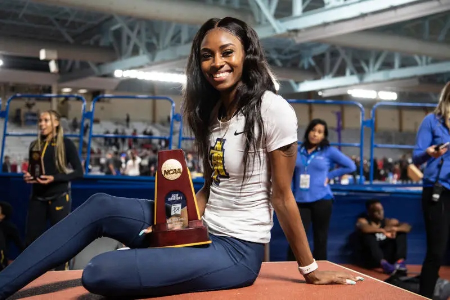Kayla White College, Nationality, Instagram, Medals, Age, Wikipedia