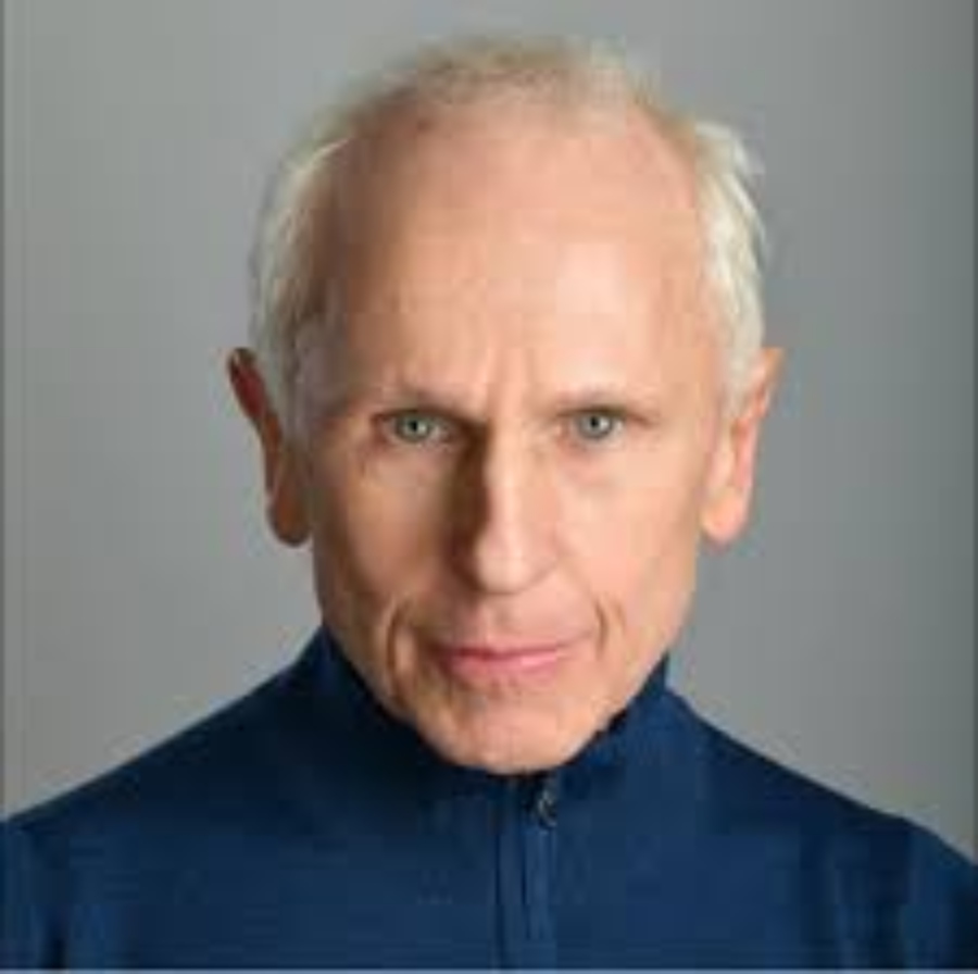 What does Wayne Sleep do now? What is Wayne Sleep doing now?