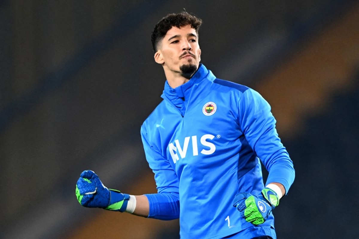 Altay Bayındır salary: How much does Altay Bayındır make?