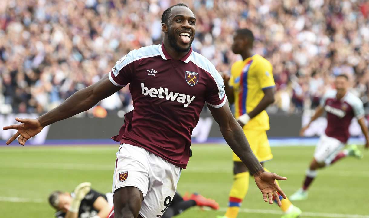 West Ham Reject Bid From Gremio For Michail Antonio
