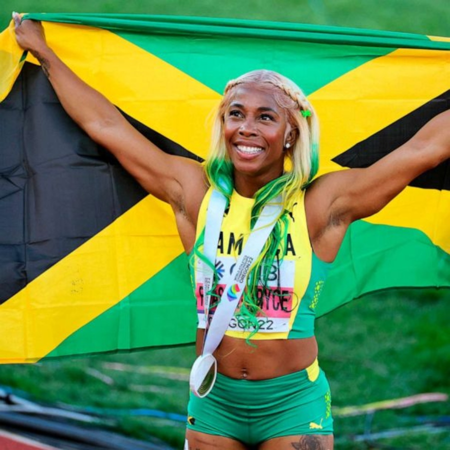 What are some interesting facts about Shelly-Ann Fraser-Pryce? What is Shelly-Ann Fraser-Pryce contribution to Jamaica?