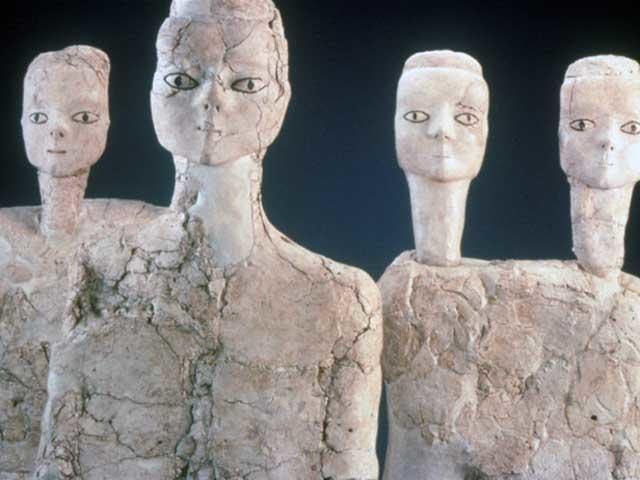 When and where was Ain Ghazal found? Where were the figures from Ain Ghazal discovered?