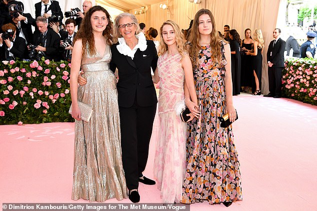 Annie Leibovitz Children: Meet Sarah Cameron Leibovitz, Samuelle Leibovitz, Susan Leibovitz