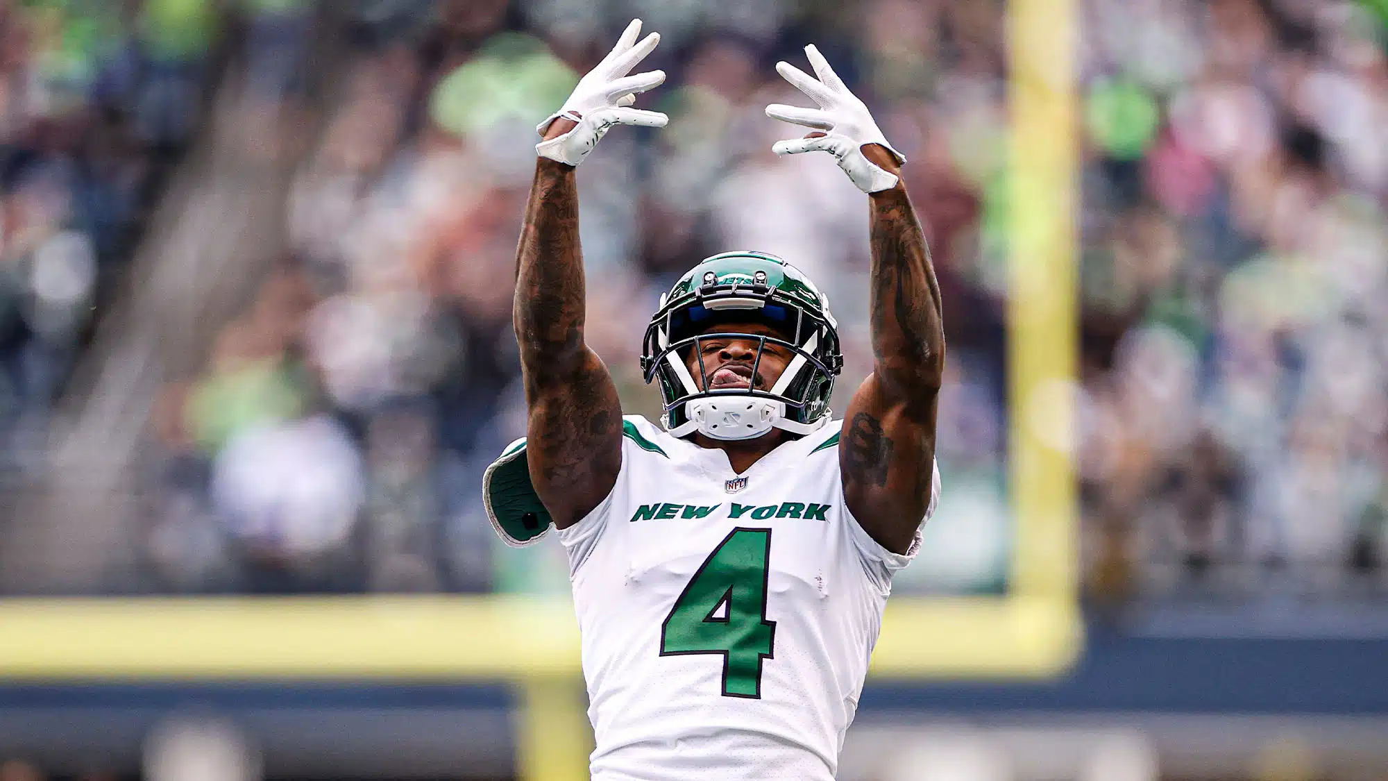How many yards did DJ Reed allow? What number is DJ Reed Jr?