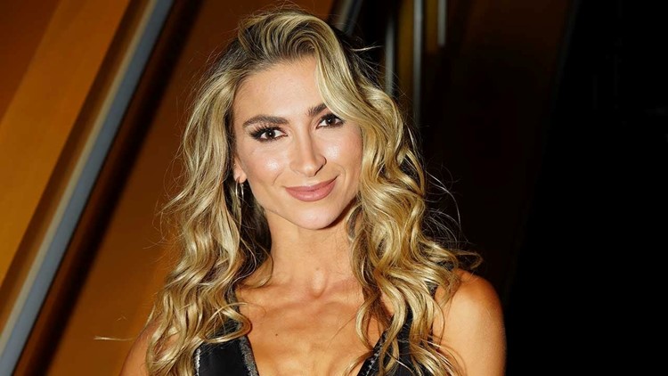 Daniella Karagach Nationality, Height, Instagram, DWTS, Emmy, Wedding