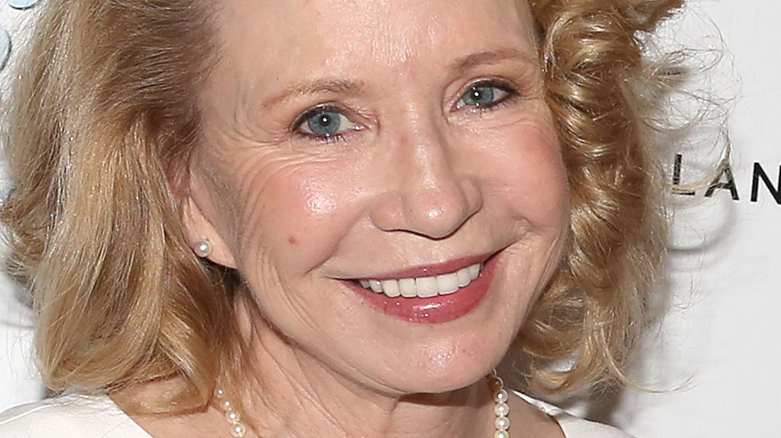 Debra Jo Rupp salary: How much does Debra Jo Rupp make?