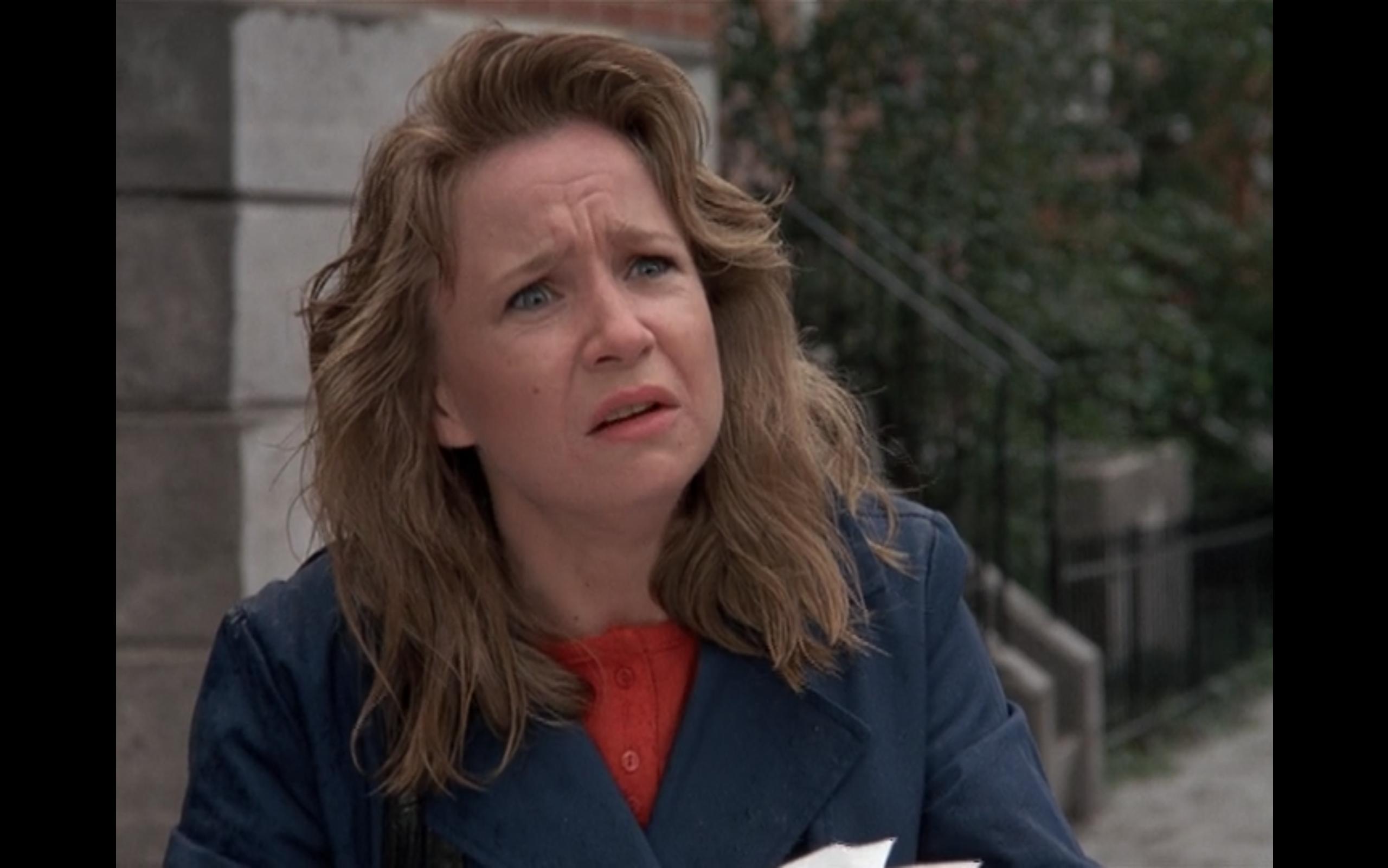 How old was Debra Jo Rupp in Friends? How much did Debra Jo Rupp earn for starring in Friends?
