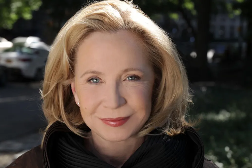 Debra Jo Rupp boyfriend: Is Debra Jo Rupp in a relationship?