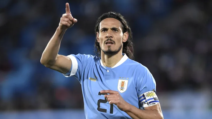 How many goals did Cavani scored for PSG? How long did Edinson Cavani play for PSG?