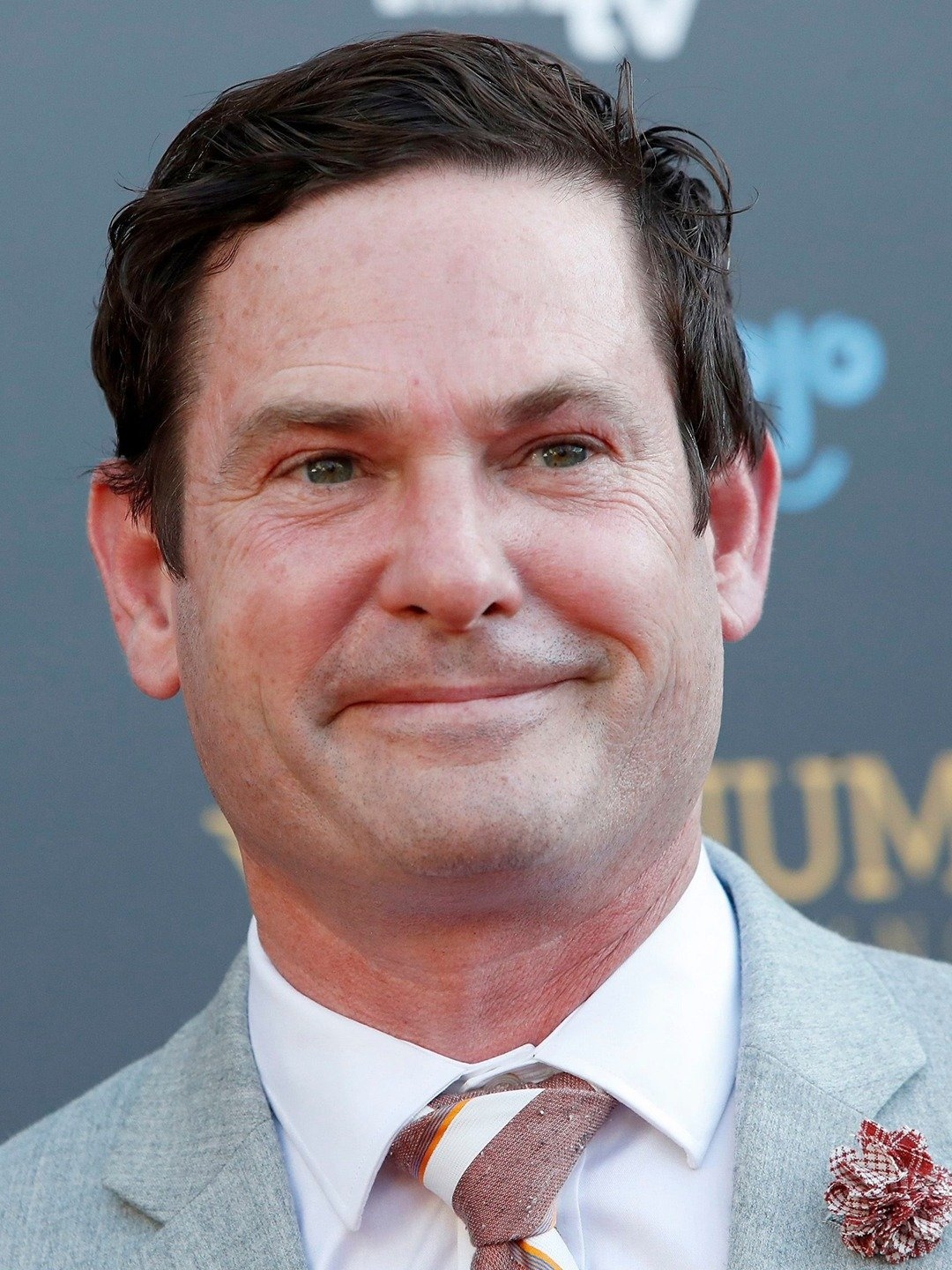 How does Henry Thomas qualify for Wales? Is Henry Thomas Welsh?