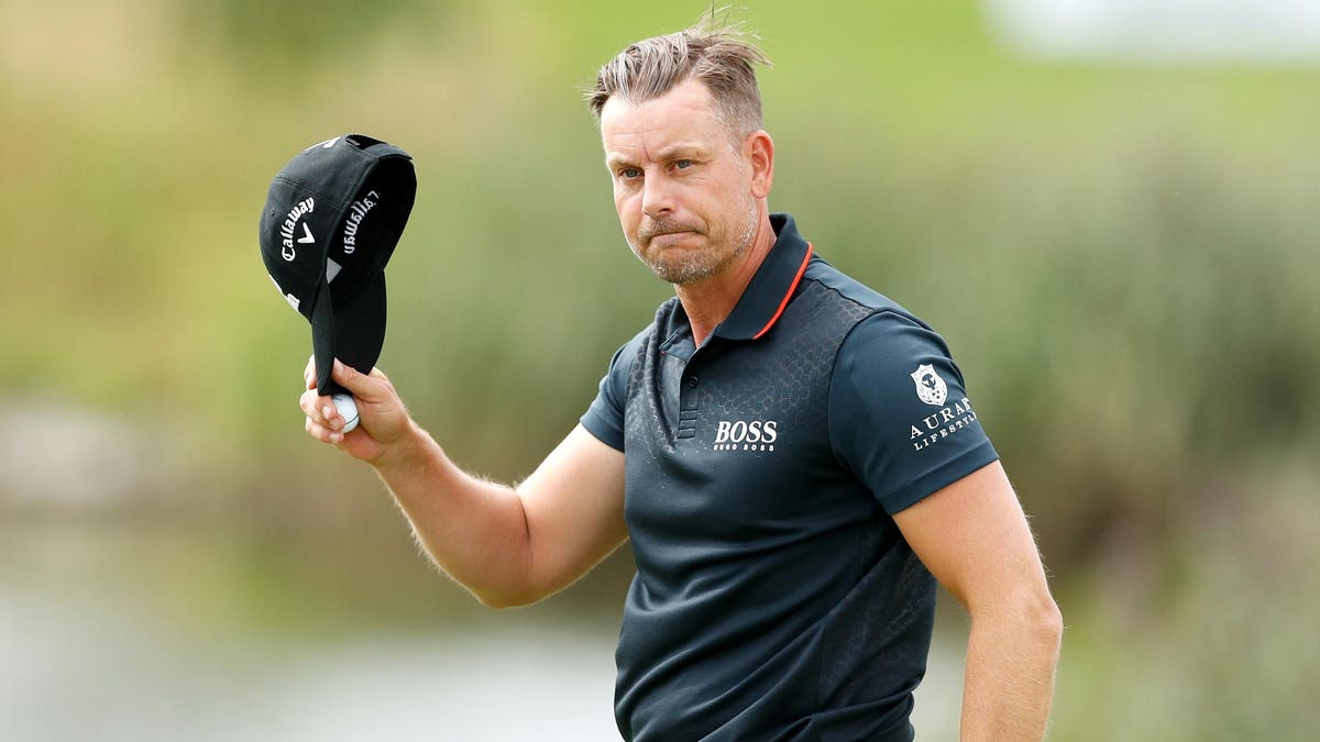 How many majors has Henrik Stenson won? Does Henrik Stenson play in the Liv tour?
