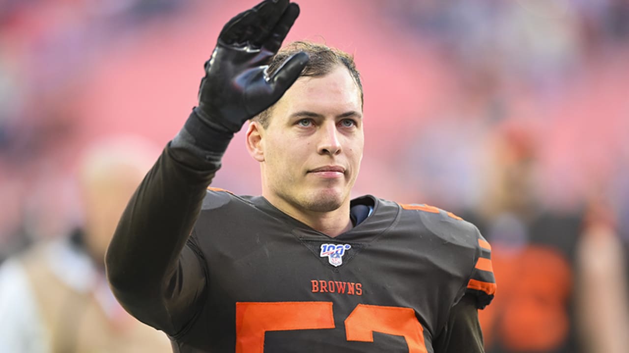 Joe Schobert Net Worth: How rich is Joe Schobert?
