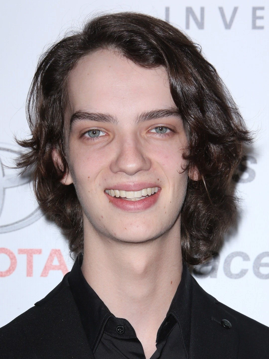 What condition does Kodi Smit-McPhee have?