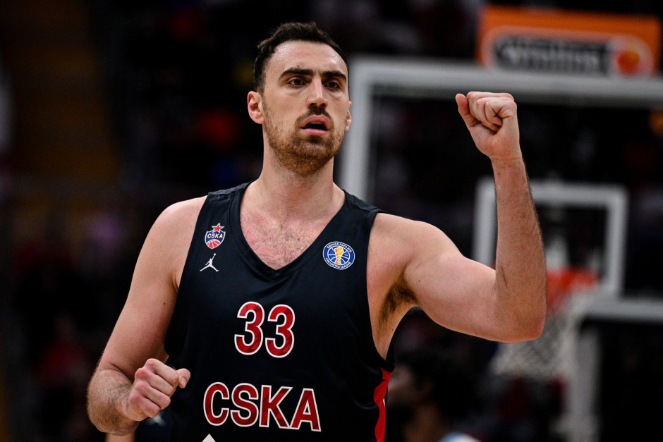 Nikola Milutinov Salary: How Much Does Nikola Milutinov Make?