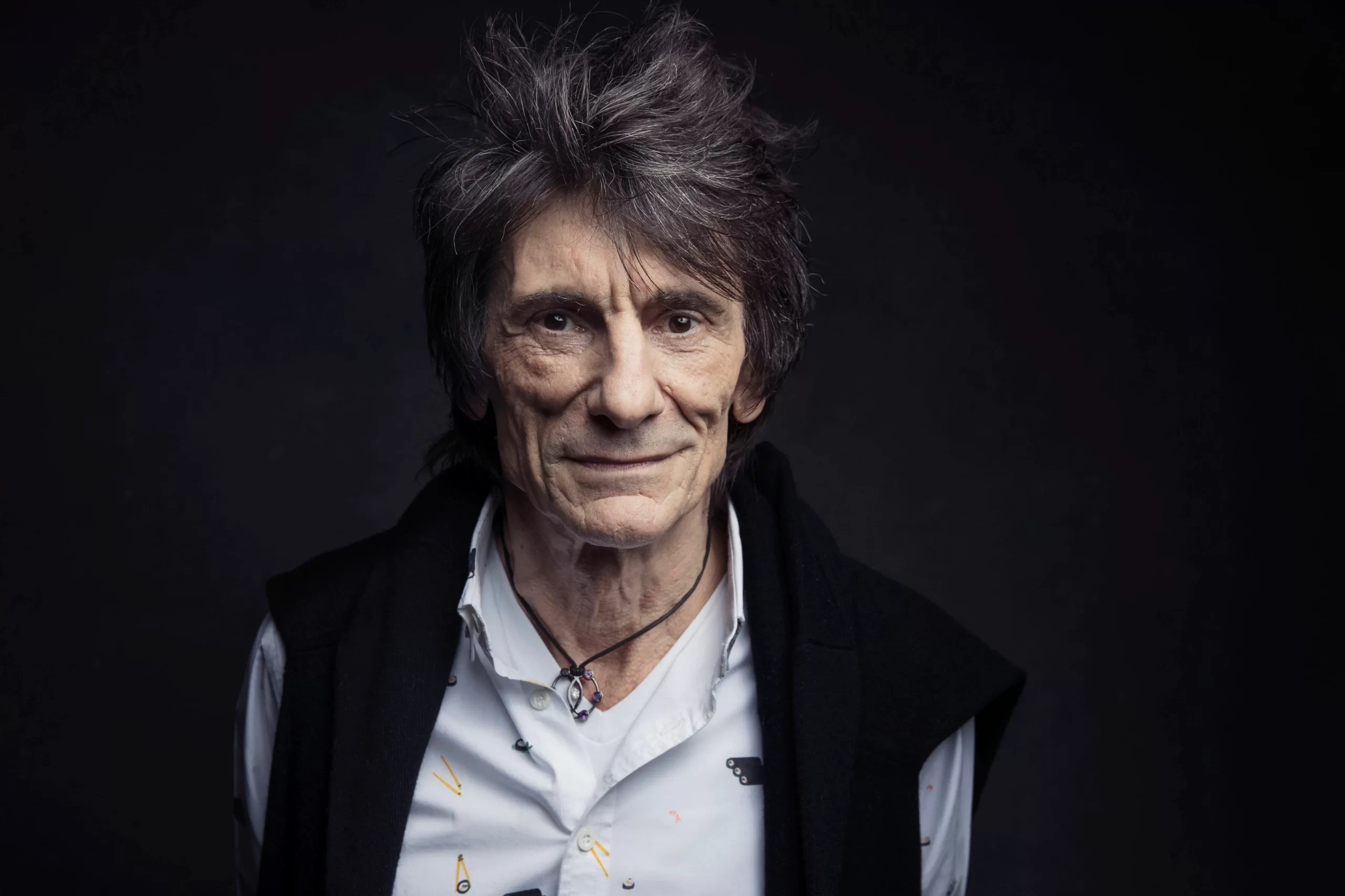 What happened to Ronnie Wood‘s brother Art Wood?