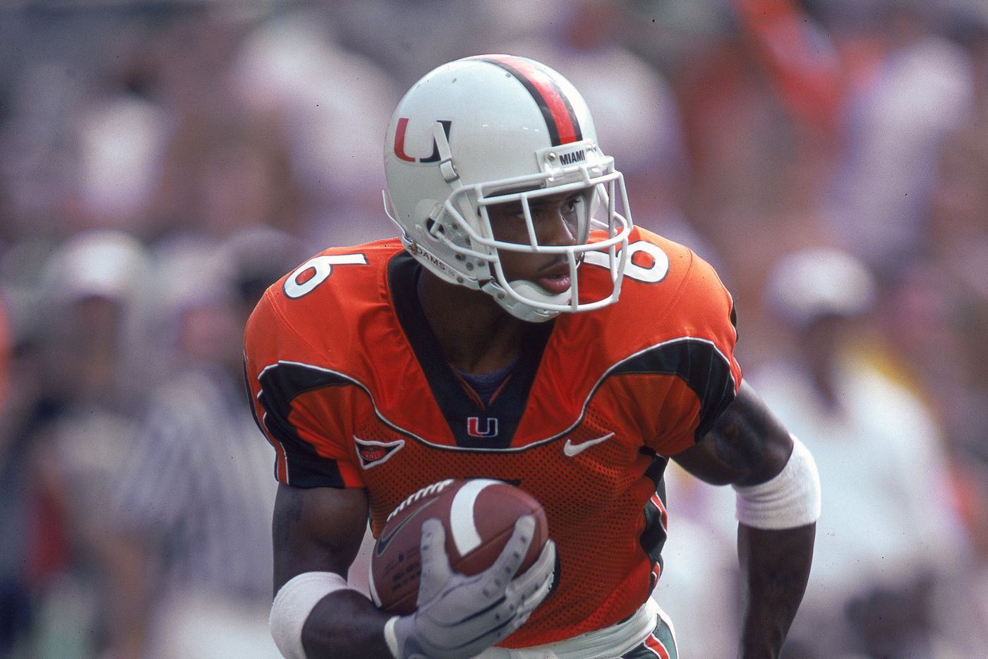 Where does Santana Moss live now? Who was Santana Moss quarterback?