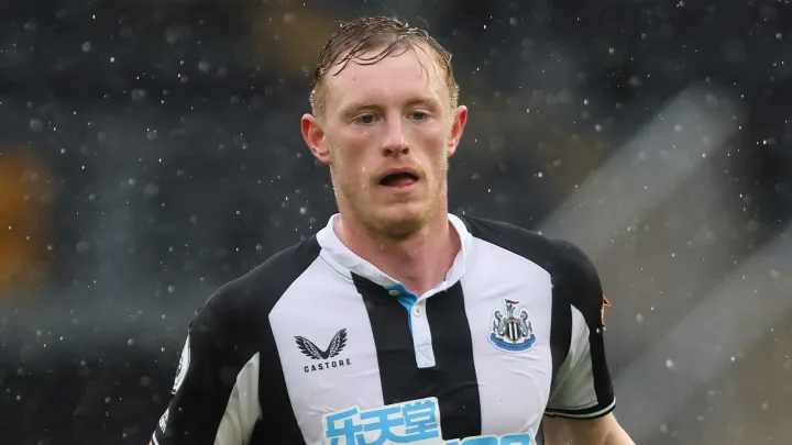 Sean Longstaff Salary: How Much Does Sean Longstaff Make?