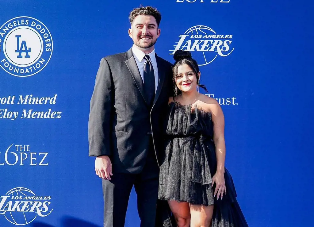 Alex Vesia Wife: Is He Married To Kayla Howard?