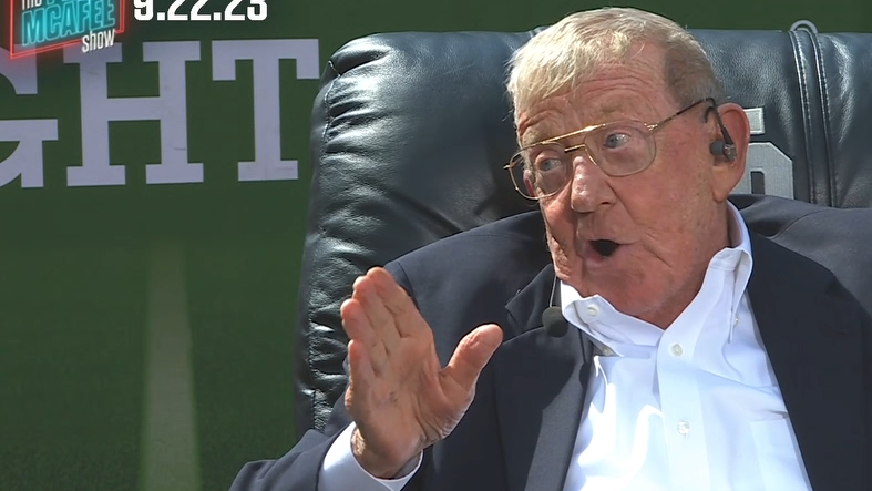 What happened to Lou Holtz wife? How long was Lou Holtz married?