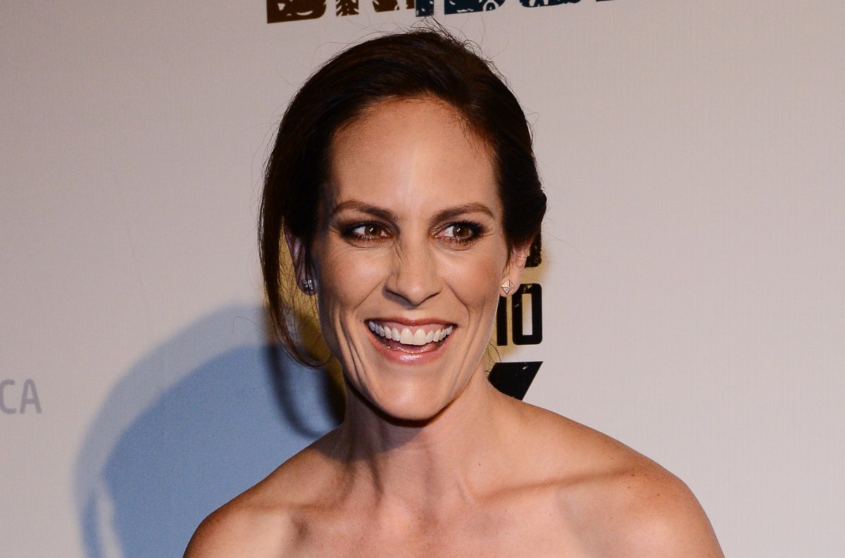 Is Annabeth Gish married? Does Annabeth Gish have a child?