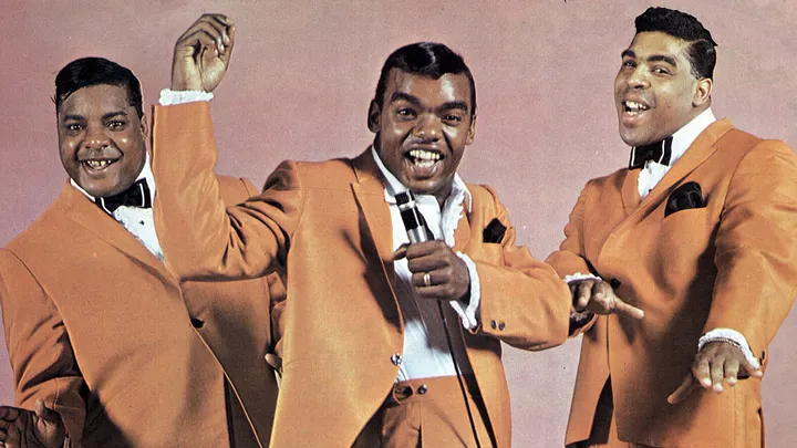 How many of The Isley Brothers have passed away?
