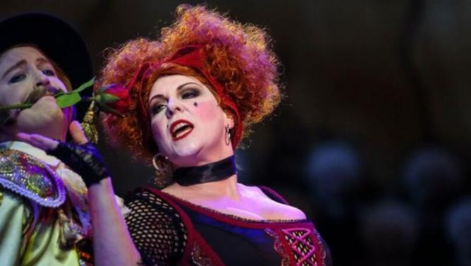 Jacqueline Dark: Australian opera singer and cabaret singer dead at 55