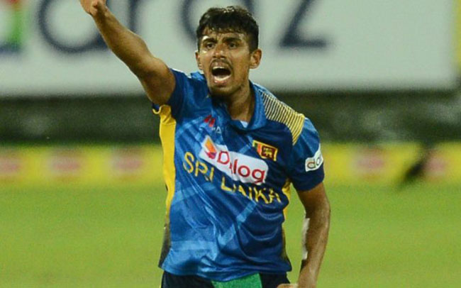 Maheesh Theekshana Family, Birthday, Wedding, Bowling Style, House, Net Worth, Stats