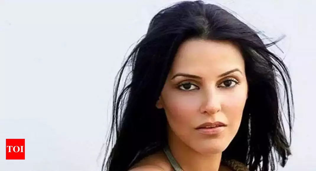 What happened between Neha Dhupia and Angad Bedi? What is the age difference between Neha and Angad?