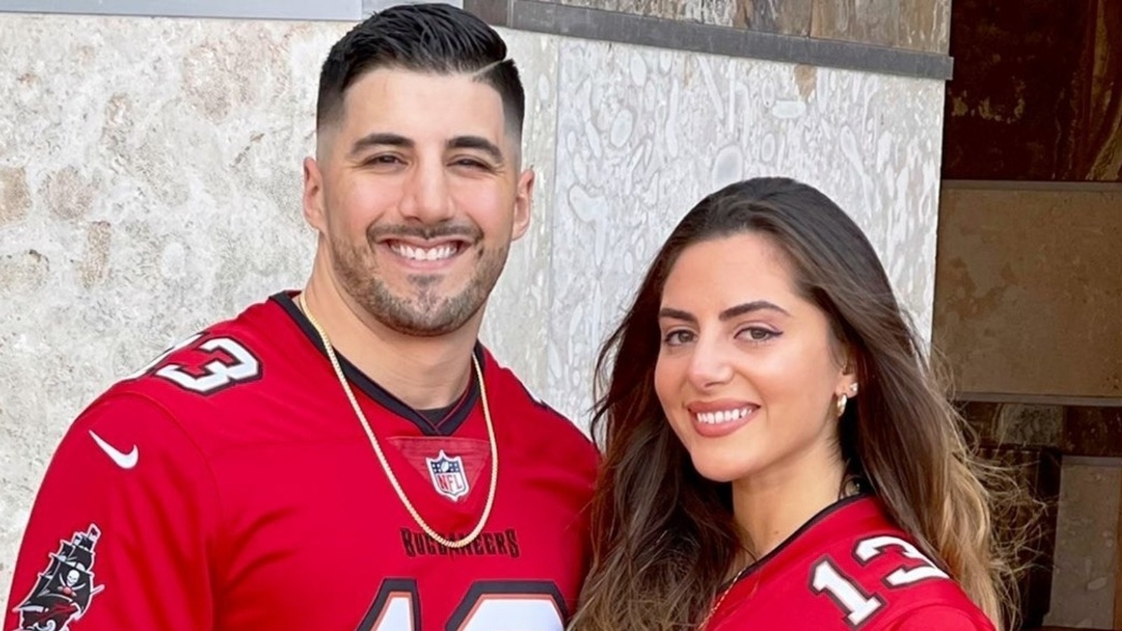 Nickmercs Wife: Meet  Emumita Bonita