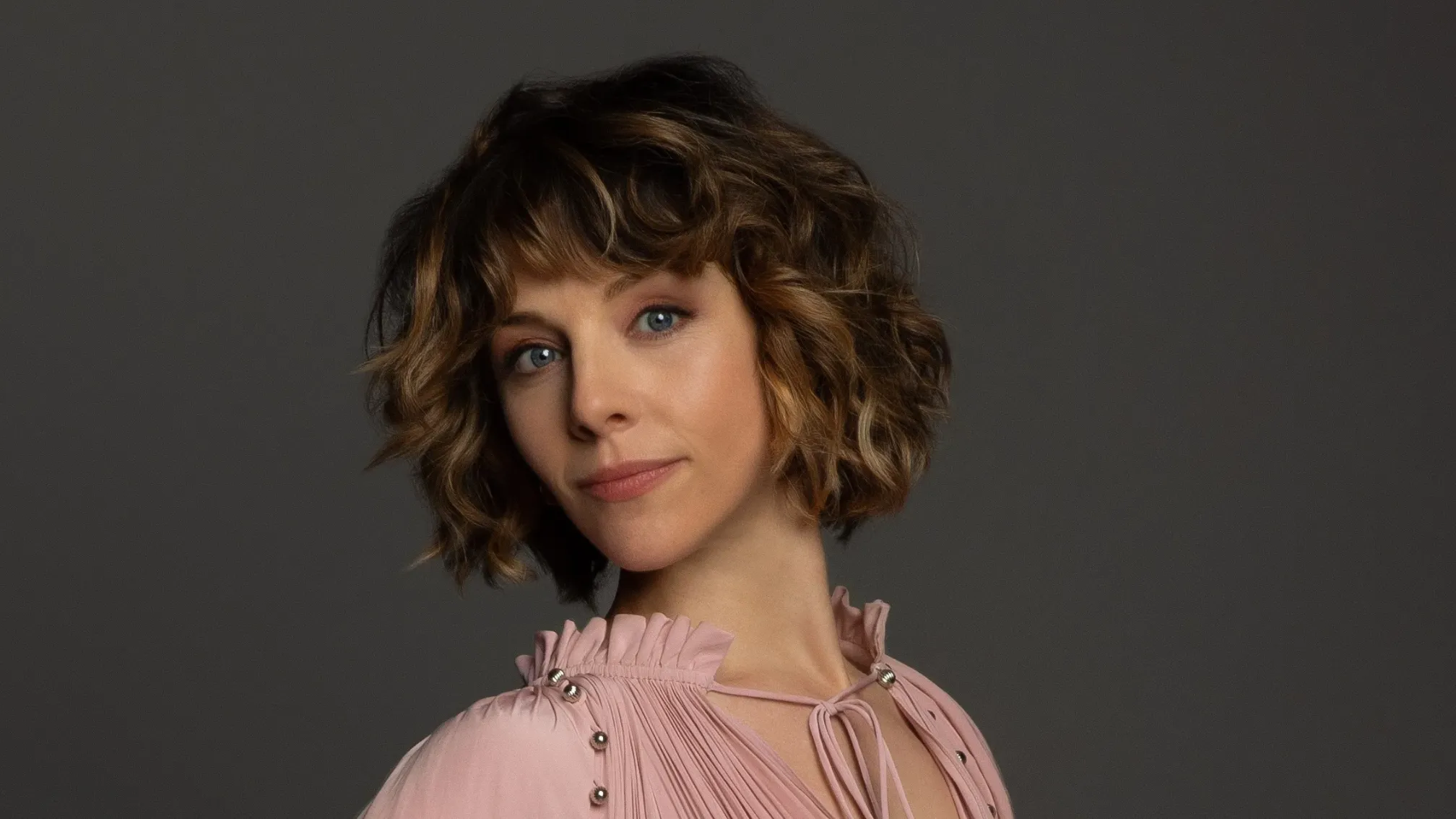 Who played Emma in Friday night dinner?