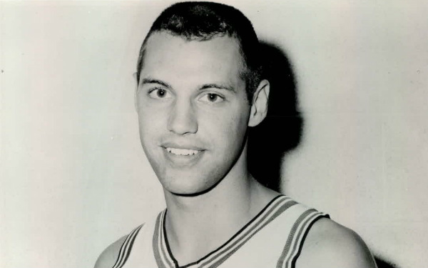 Terry Dischinger Teams, Jersey, Wingspan, Stats