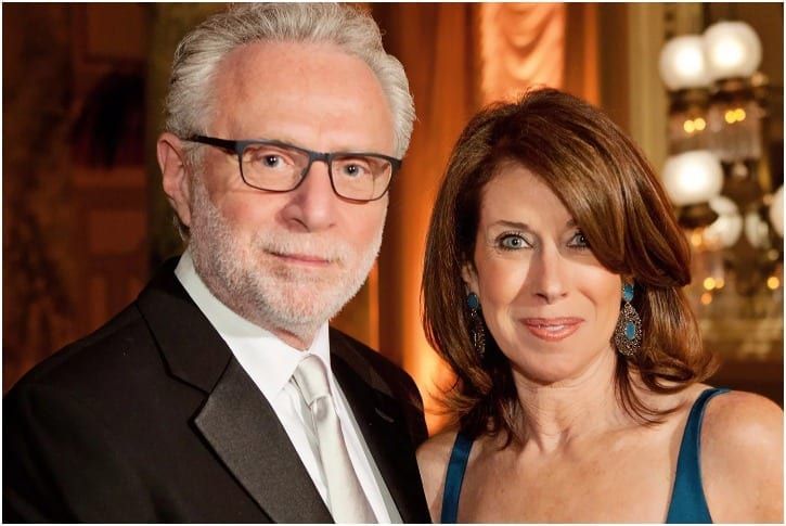 Is Wolf Blitzer married? Does Wolf Blitzer have a wife?