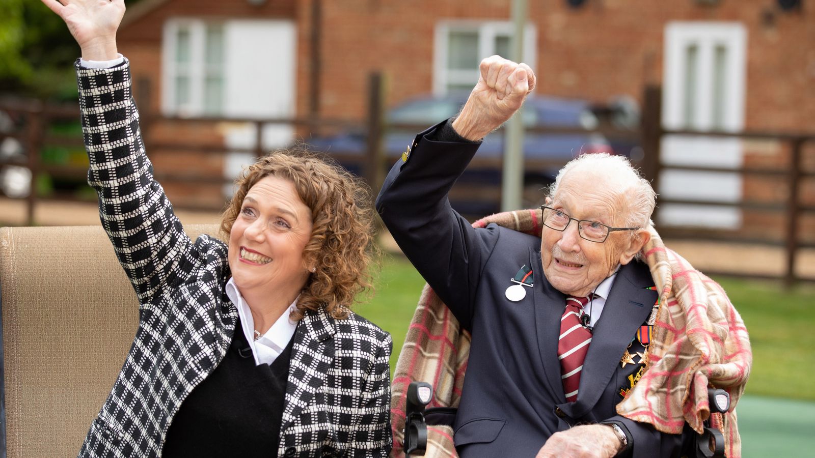 What has Captain Tom’s daughter Hannah Ingram-Moore done?
