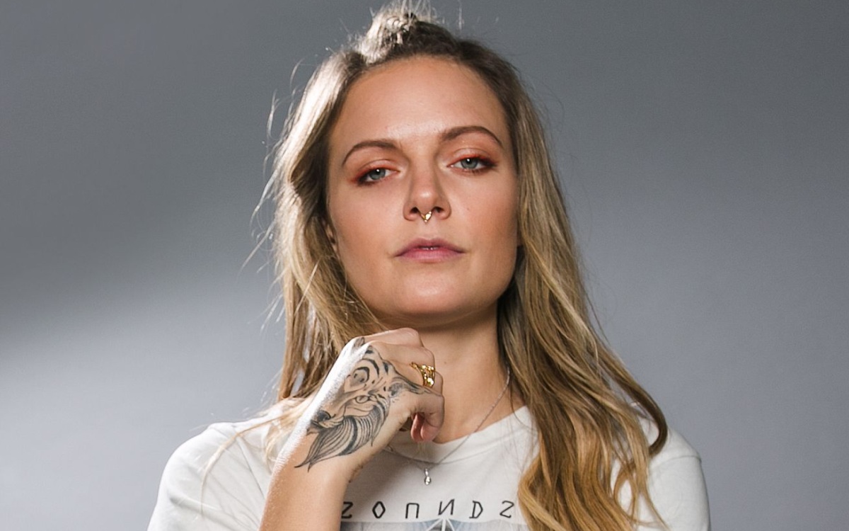 When did Tove Lo get married? What genre is Tove Lo?