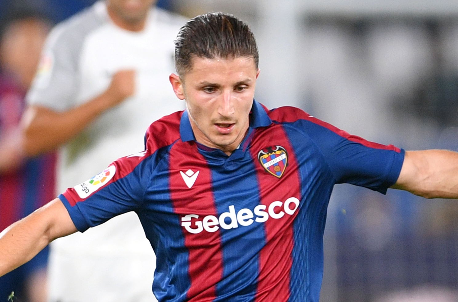Enis Bardhi FIFA 23, Transfermarkt, Number, Freekick