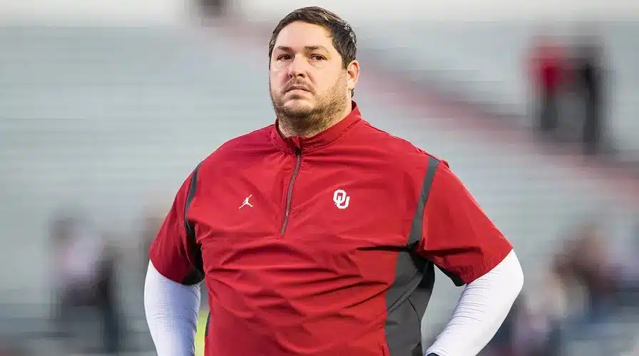 Jeff Lebby Dad, Twitter, Coaching History, Offense, Age, Height
