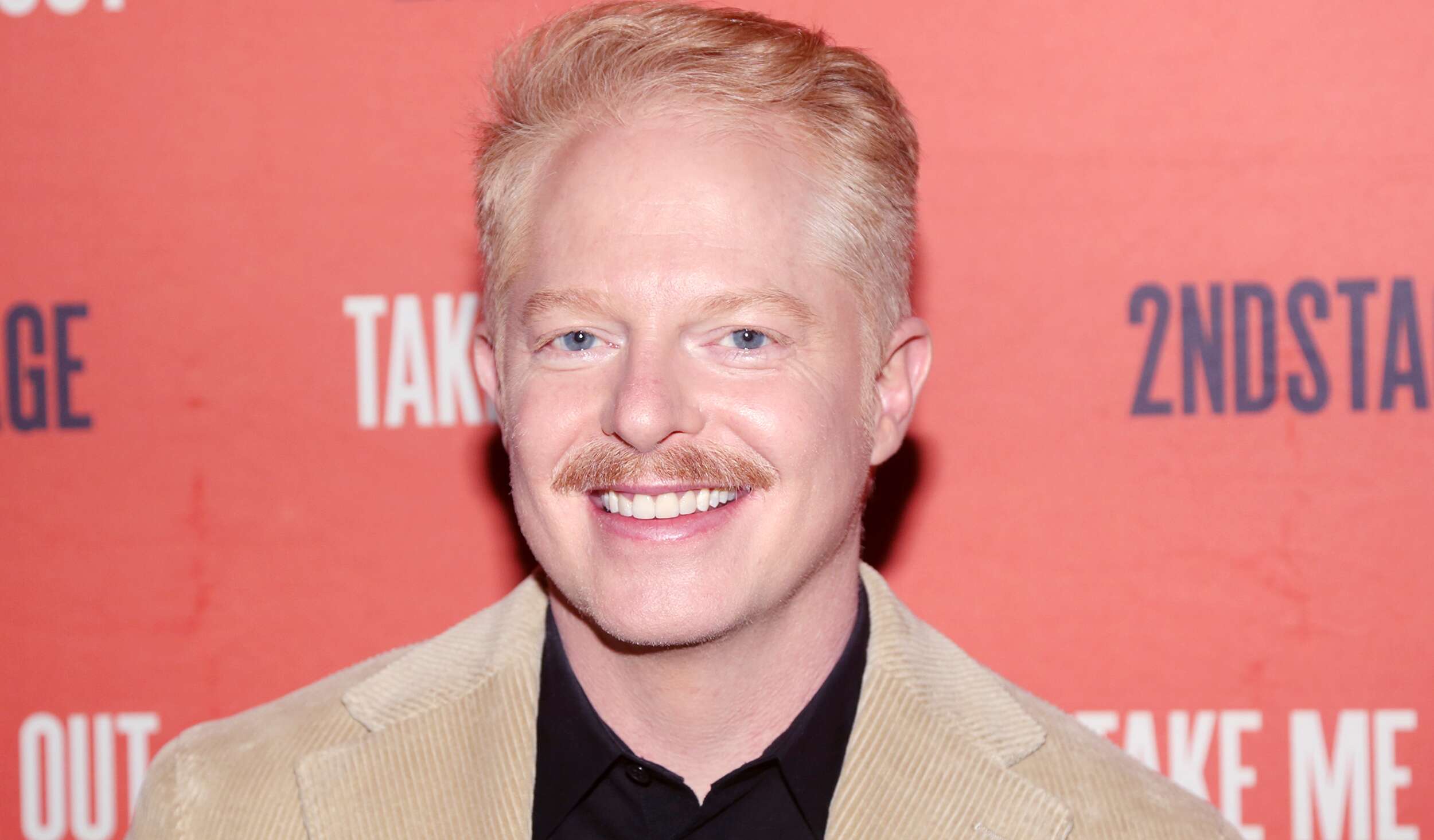 Jesse Tyler Ferguson Movies and TV Shows, Young, Height, Wife, Partner, Breaking Bad, Broadway