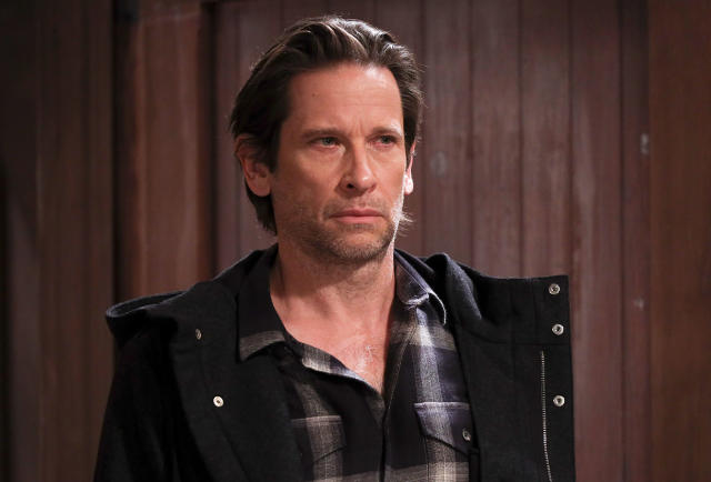 Roger Howarth Age, Height, Movies and TV Shows, Education, Family
