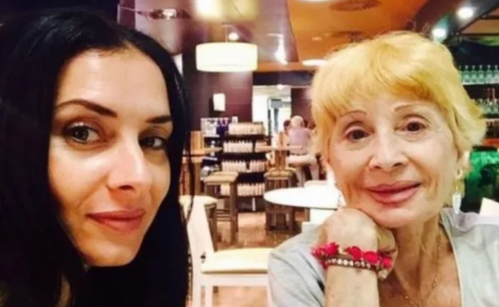 What does Sticky Vicky’s daughter do? How old is Sticky Vicky’s daughter?