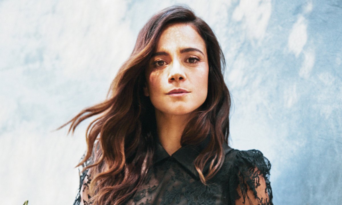Alice Braga Movies and TV Shows, New Series, Relationships, Married, House