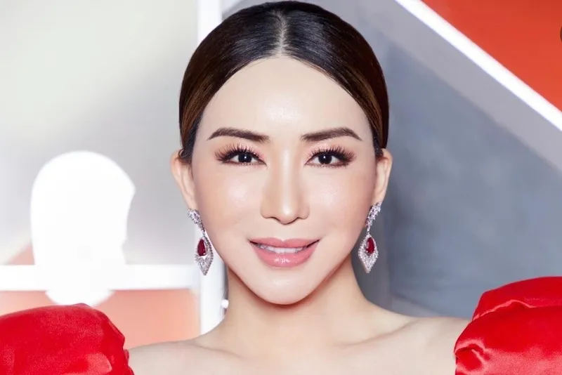 Anne Jakkaphong Jakrajutatip Siblings: Does Anne Jakkaphong Jakrajutatip have siblings?