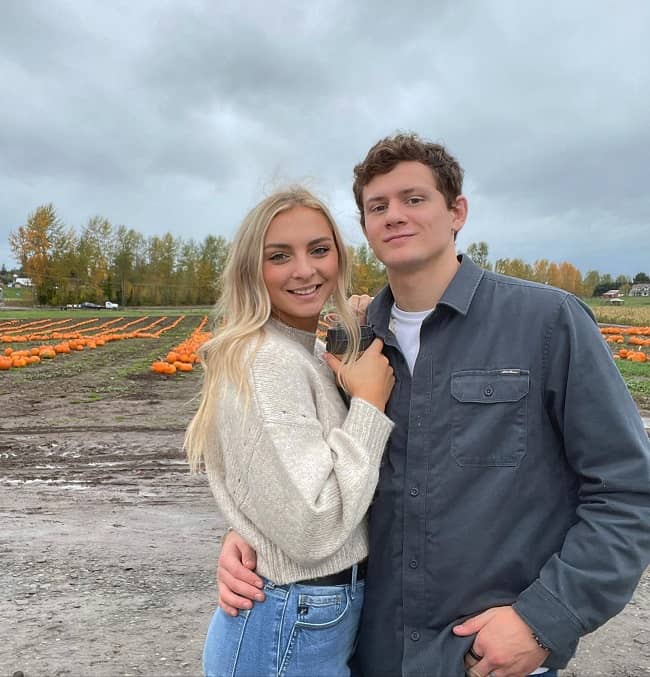 Who is Chase Hooper’s Wife Anna Hooper?