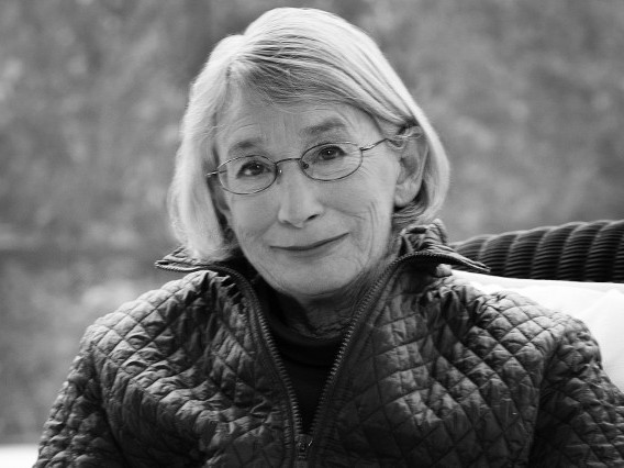 When did Mary Oliver pass away? How old was Mary Oliver when she died?
