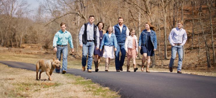 Markwayne Mullin Children: Meet Larra, Andrew, Jim, Ivy and Lynette Mullin