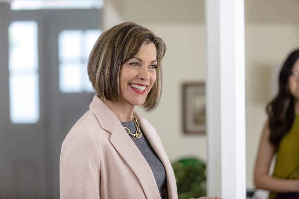 Who is Sheila’s mother in physical? Meet Wendie Malick