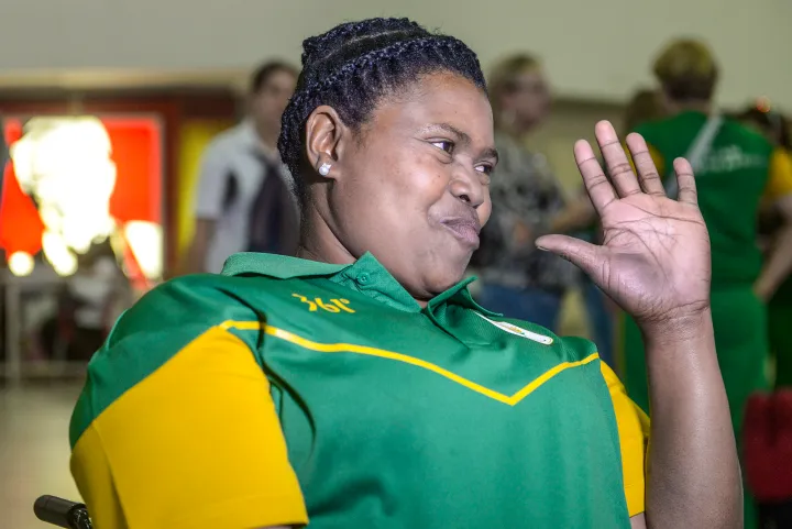 What is the story of Zanele Situ?
