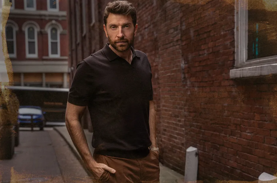 How many gold singles does Brett Eldredge have?